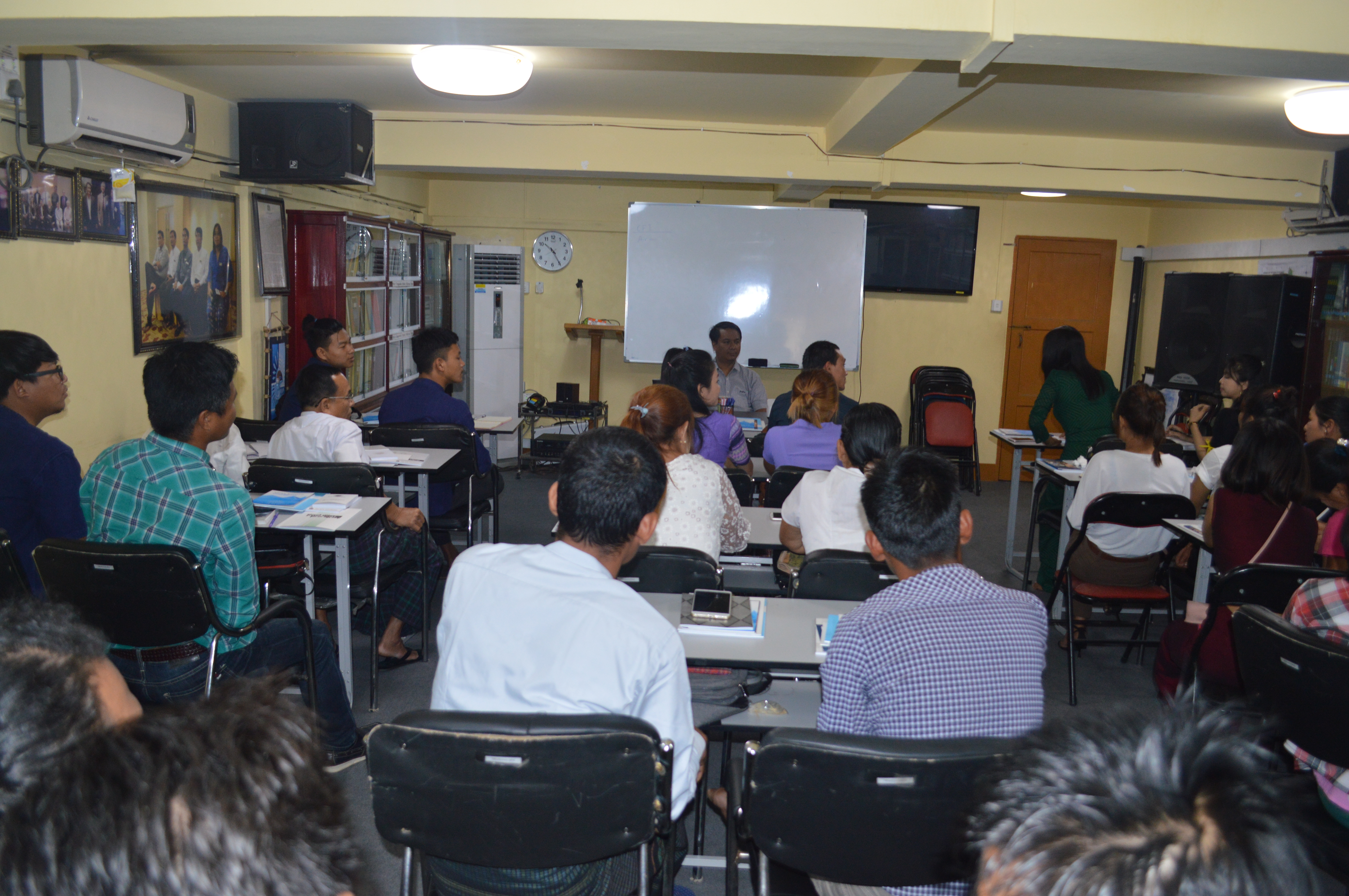 On 11 March,2019 YSPS opens the Introduction to Political Science (Intensive Course).The course lasts for 6 days.U Myat Ko Ko conducts the course about introduction to Political Science course at YSPS classroom from 9:00am to 4:00pm. A total of 31 participants, especially outside Yangon,attended the class. On 11 March,2019 YSPS opens the Introduction to Political Science (Intensive Course).The course lasts for 6 days.U Myat Ko Ko conducts the course about introduction to Political Science course at YSPS classroom from 9:00am to 4:00pm. A total of 31 participants, especially outside Yangon,attended the class.